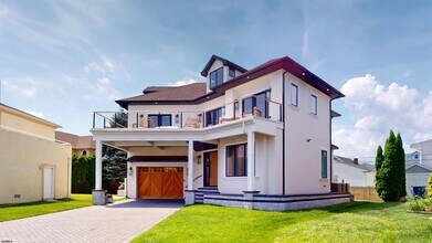 31 Seaside Ct in Margate City, NJ - Building Photo - Building Photo