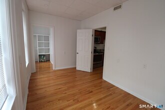 140 State St in New London, CT - Building Photo - Building Photo