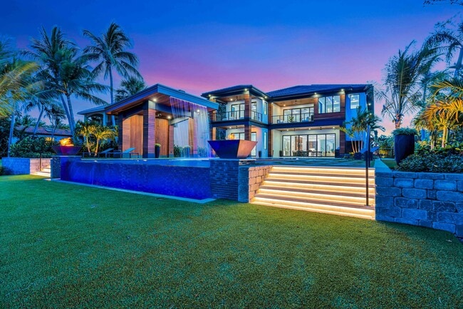 property at 416 S Lake Dr