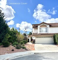12602 Creekwood Ct in San Diego, CA - Building Photo