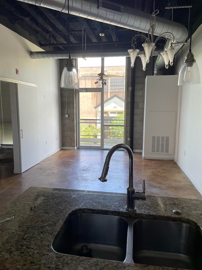 property at 420 N Adams St