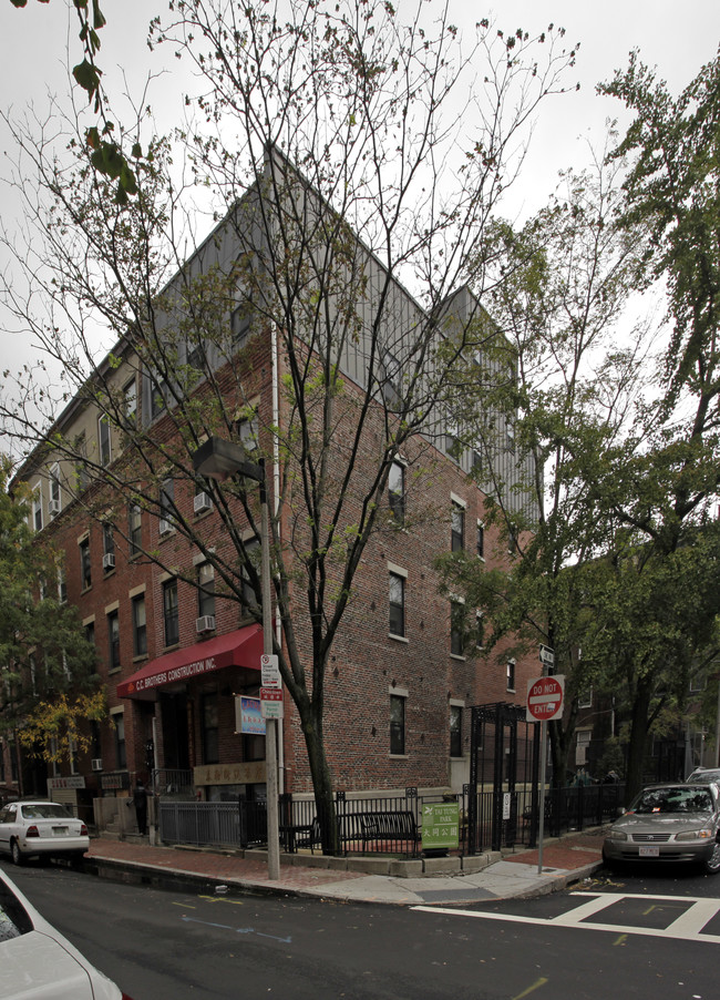 106 Tyler St in Boston, MA - Foto de edificio - Building Photo