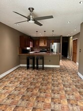 6936 W 25th Ave in Hialeah, FL - Building Photo - Building Photo