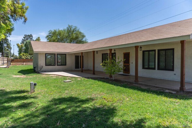 2121 W 25th St in Yuma, AZ - Building Photo - Building Photo