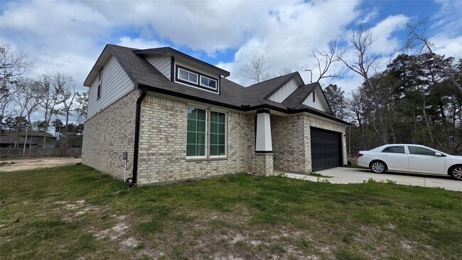 1015 Thor in New Caney, TX - Building Photo - Building Photo