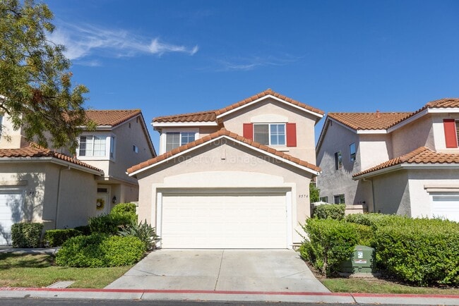 9574 Capricorn Way in San Diego, CA - Building Photo - Building Photo