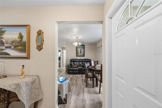 2507 Bluegrass St in Inverness, FL - Foto de edificio - Building Photo