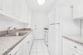 3333 Henry Hudson Pkwy in Bronx, NY - Building Photo - Building Photo