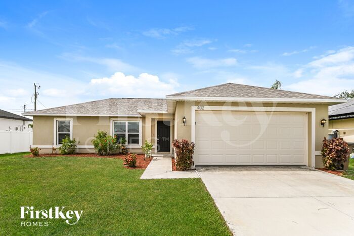 402 SW 19th Terrace in Cape Coral, FL - Foto de edificio