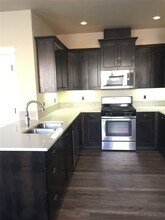 3179 SW 28th St in Redmond, OR - Building Photo - Building Photo