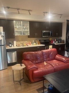 417-417 Vancouver St in Victoria, BC - Building Photo - Building Photo