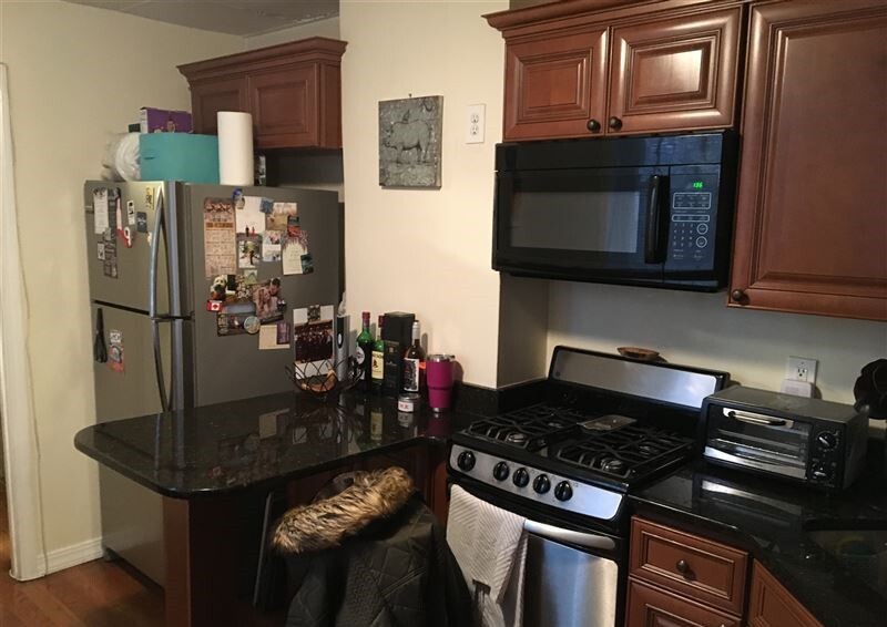 35 Queensberry St, Unit 2 in Boston, MA - Building Photo