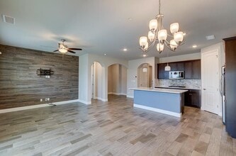 2935 N Leya Dr in Fresno, CA - Building Photo - Building Photo