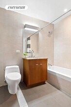 110 Warren St in Brooklyn, NY - Building Photo - Building Photo