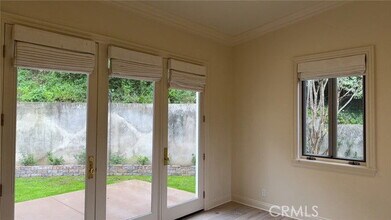 980 Ellington Ln in Pasadena, CA - Building Photo - Building Photo