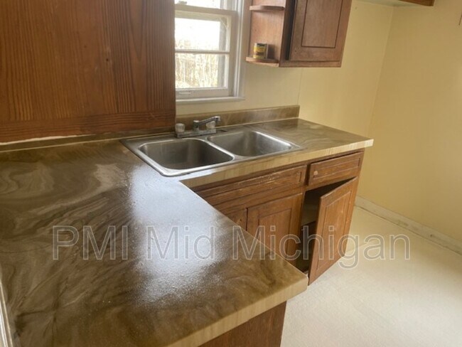 2742 Stevenson St photo'