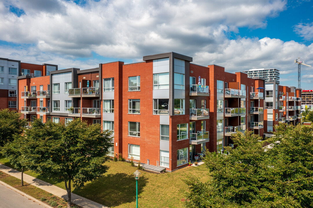 Vivaxcès Lachenaie in Terrebonne, QC - Building Photo