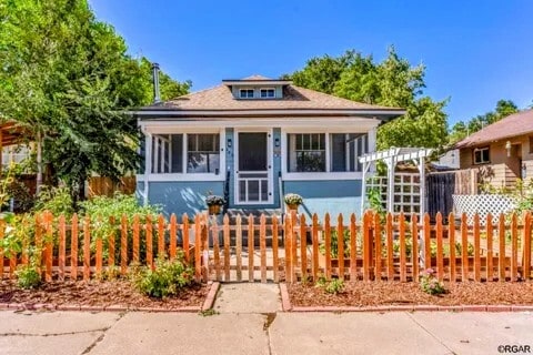 property at 529 Rudd Ave