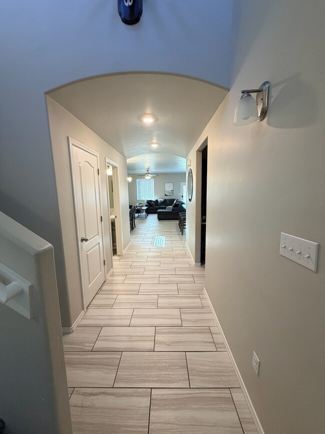 1418 Santa Thomas St in Las Cruces, NM - Building Photo - Building Photo