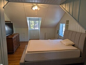 260 E Greer St in Greer, SC - Building Photo - Building Photo