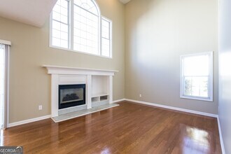 2022 Santenay Dr S W in Marietta, GA - Building Photo - Building Photo