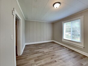 1910 W Chelton Ave in St. Paul, MN - Building Photo - Building Photo