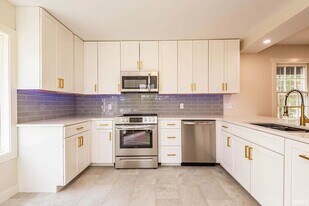 4480 E Janet Dr in Bloomington, IN - Building Photo