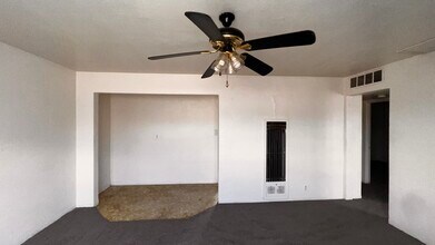 731 W University Dr in Tempe, AZ - Foto de edificio - Building Photo