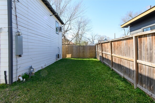 306 Stiles St in Houston, TX - Building Photo - Building Photo