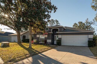 1038 Singleton Cir in Groveland, FL - Building Photo - Building Photo