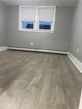 36 Highland St in Pawtucket, RI - Building Photo - Building Photo