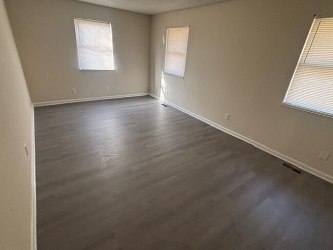 1664 Laurans Ave in Knoxville, TN - Building Photo - Building Photo