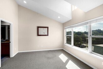 305 E 31st St in Austin, TX - Building Photo - Building Photo