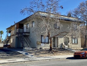 Jaffe Apartments in Las Vegas, NV - Building Photo - Building Photo