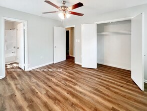 1011 Dedmon Dr in Charlotte, NC - Building Photo - Building Photo