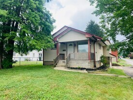 5047-5012 12th St SW in Canton, OH - Building Photo