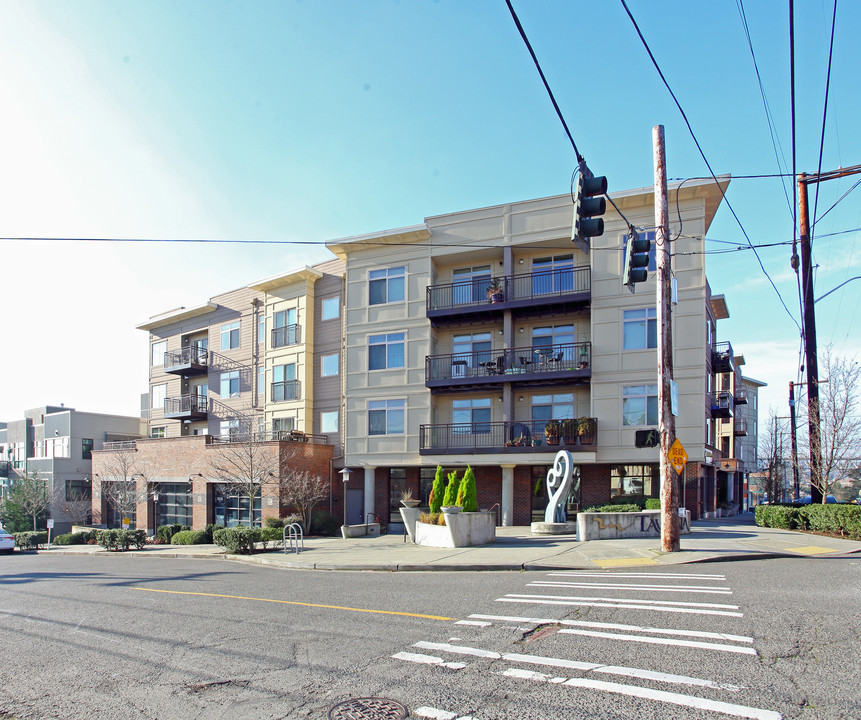 Tavona in Seattle, WA - Foto de edificio