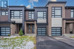 1082 Lunar Glow Cres in Ottawa, ON - Building Photo
