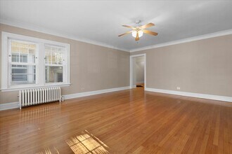 811 Dobson St in Evanston, IL - Building Photo - Building Photo