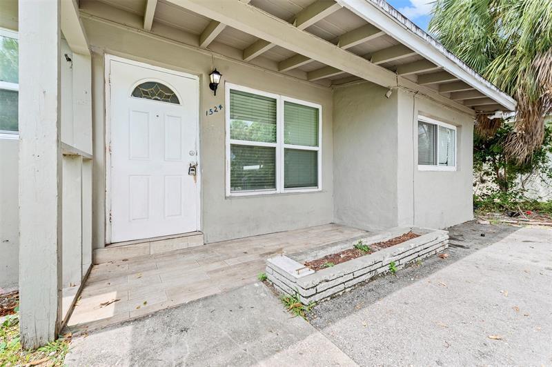 1524 NW 18th Ct in Fort Lauderdale, FL - Building Photo