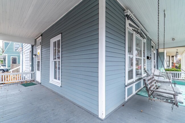 901 W Wayne St in Fort Wayne, IN - Foto de edificio - Building Photo