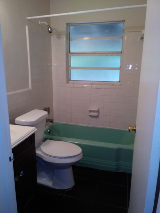 4970 Vincennes St, Unit 4970 Vincennes Street 2B