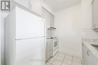 700-P700 Humberwood Blvd in Toronto, ON - Building Photo - Building Photo