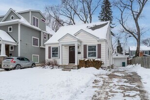 537 Bird Ave in Birmingham, MI - Building Photo