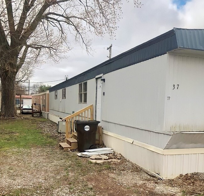 37 Mahoning Ave in Rantoul, IL - Building Photo - Building Photo
