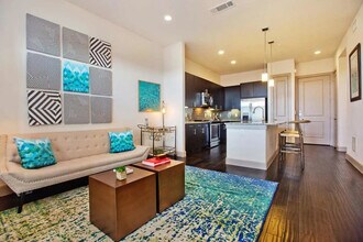 899 Commerce St in Houston, TX - Building Photo - Building Photo
