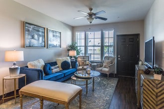 The Villas at Germantown Apartments in Memphis, TN - Building Photo - Interior Photo