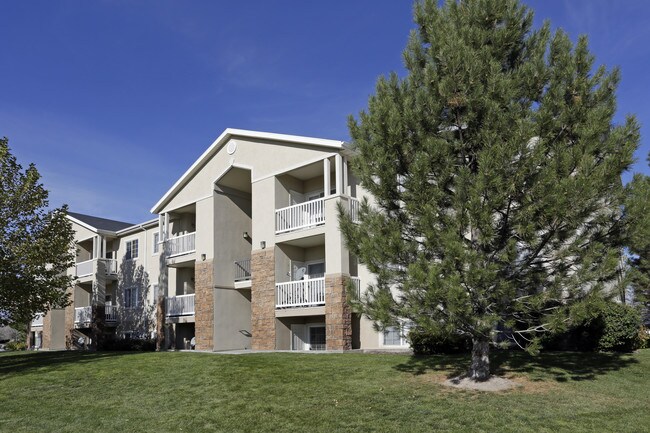 The Ridge in West Jordan, UT - Building Photo - Building Photo