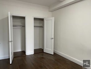 EAST 46 STREET in New York, NY - Building Photo - Building Photo