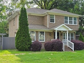 2616 Boland Dr NE in Atlanta, GA - Building Photo - Building Photo